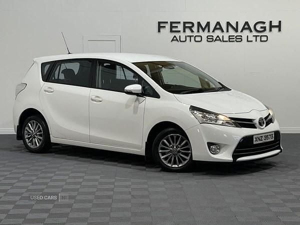 White Used 2016 Toyota Verso MPV | £8,490 (Fair price) - Image 1/4