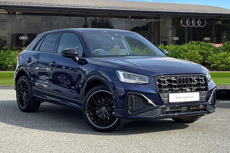 Used Audi Q2 Black Edition 150 HP (110 kW) 2025 Blue SUV