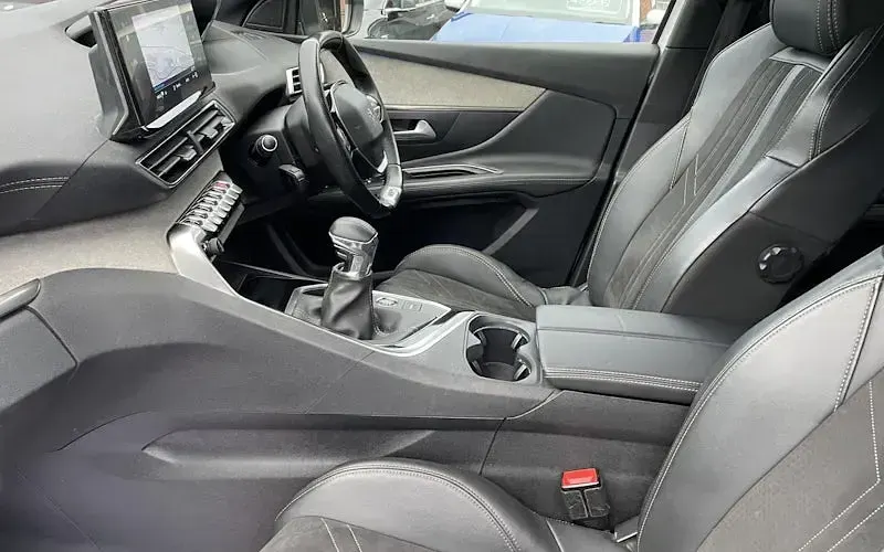 Used Peugeot 3008 GTi 131 HP (96 kW) 2021 White SUV