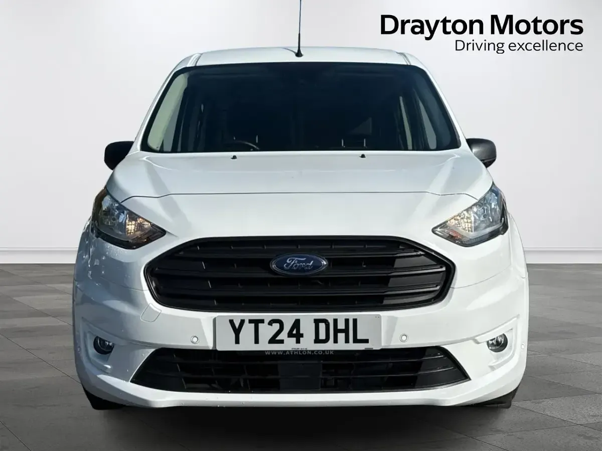 Used Ford Transit Connect Trend 100 HP (73 kW) 2024 White MPV
