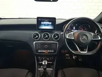Used Mercedes A200 AMG Line Premium Plus 136 HP (100 kW) 2018 Blue Hatchback