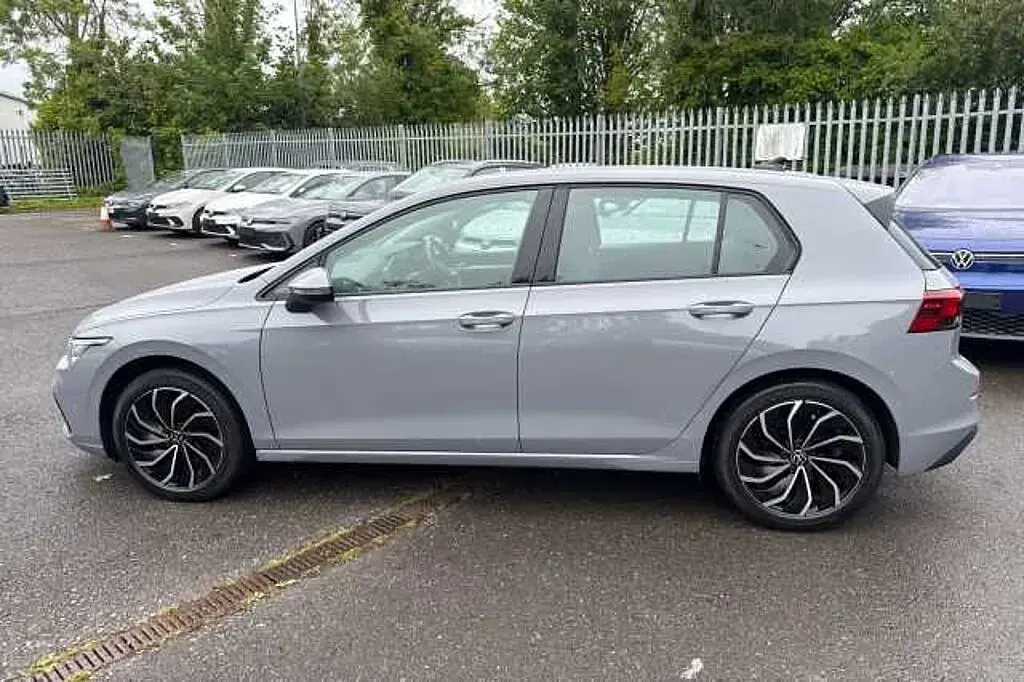 Used VW Golf VIII 130 HP (95 kW) 2022