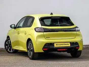 Used Peugeot 208 Allure 101 HP (74 kW) 2025 Yellow Hatchback