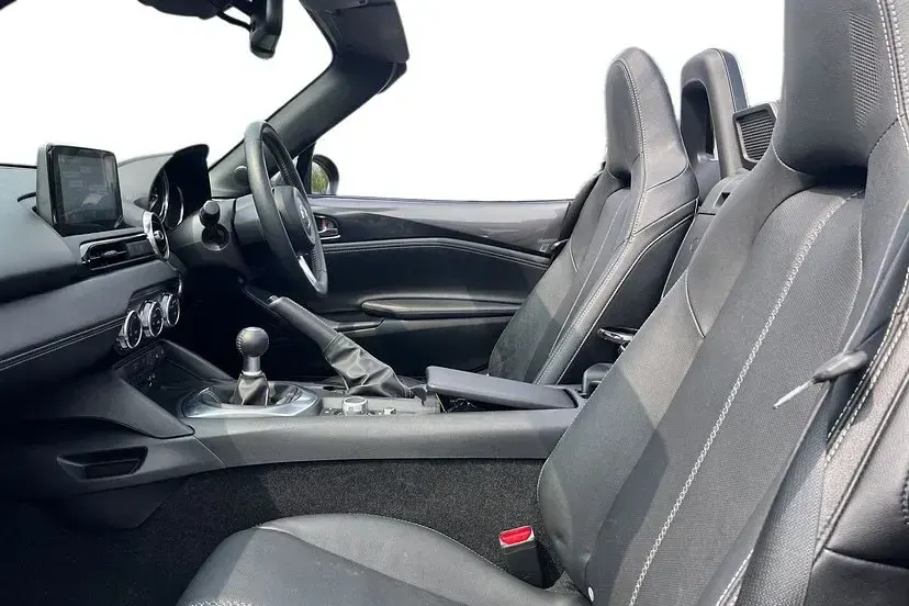 Used Mazda MX5 Exclusive-Line 130 HP (95 kW) 2023 Machine grey Cabriolet