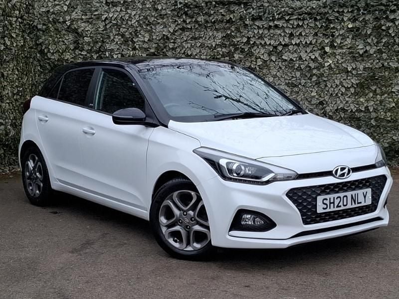 Używany Hyundai i20 84 KM (61 kW) 2020 Biały Hatchback