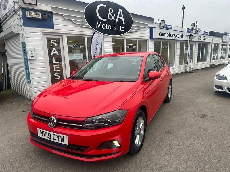 Used VW Polo Edition 95 HP (69 kW) 2019 Red Hatchback