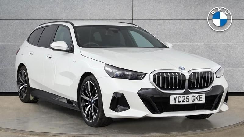 White Used 2025 BMW 530e M Sport Estate | £44,900 (Good price) - Image 1/4