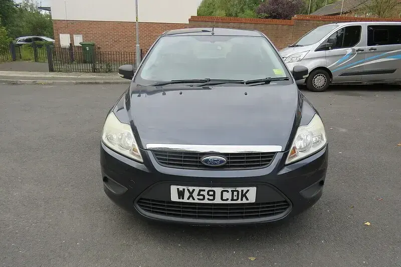 Used Ford Focus Studio 110 HP (80 kW) 2009 Grey Hatchback