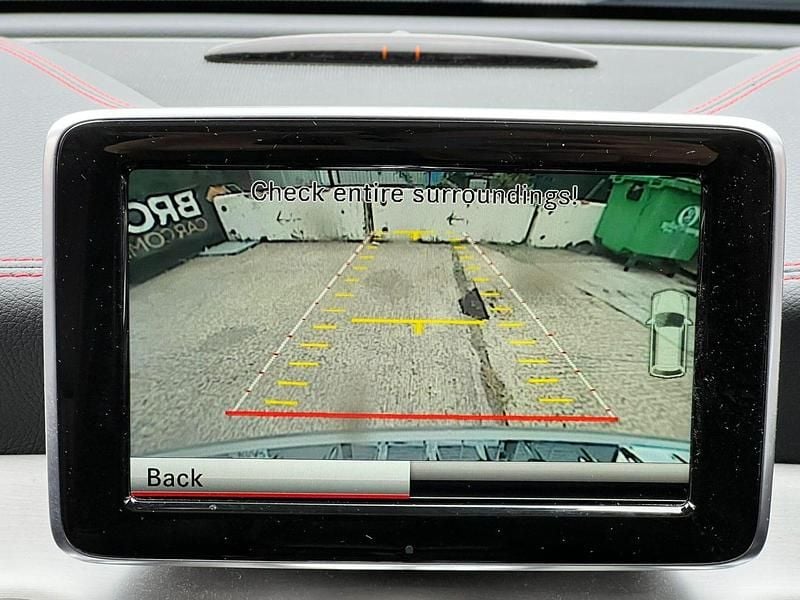 Image 2/4