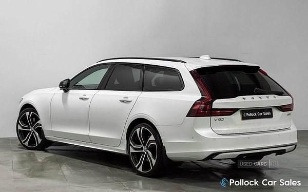 Used Volvo V90 R-Design 197 HP (144 kW) 2022 White Estate