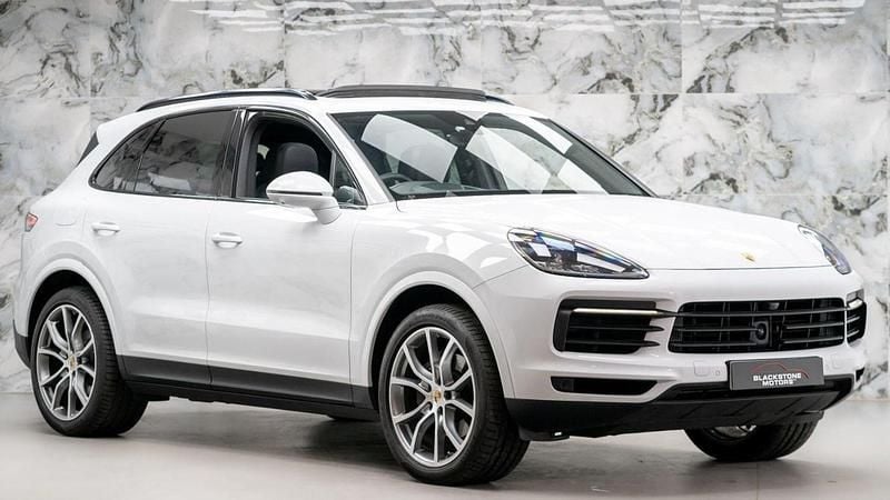 White Used 2019 Porsche Cayenne SUV | £37,489 (Super price) - Image 1/4