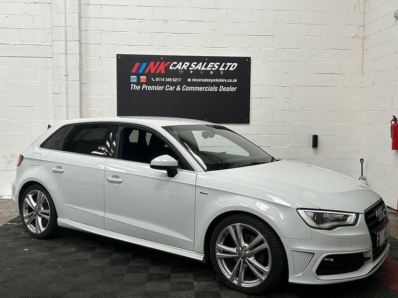 Used Audi A3 Sportback S-Line 150 HP (110 kW) 2014 White Hatchback