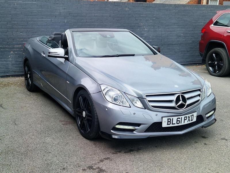 Begagnad Mercedes E250 2012 Silver Cab