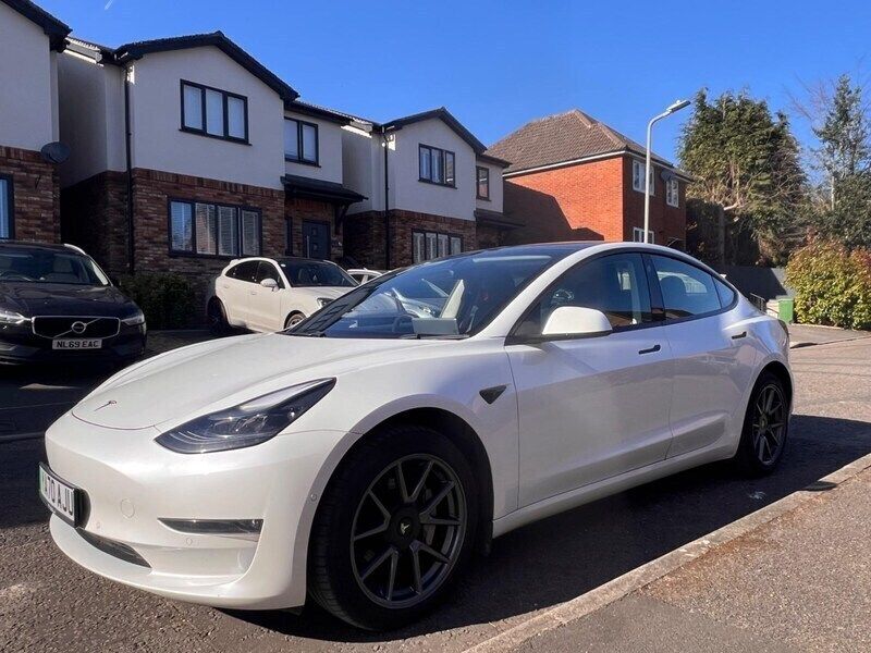 White Used 2020 Tesla Model 3 Long Range Sedan | £11,500 - Image 1/4