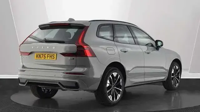 Used Volvo XC60 Plus 247 HP (181 kW) 2026 SUV