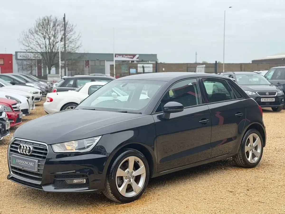 Used Audi A1 Sportback Sport 125 HP (91 kW) 2015 Black Hatchback