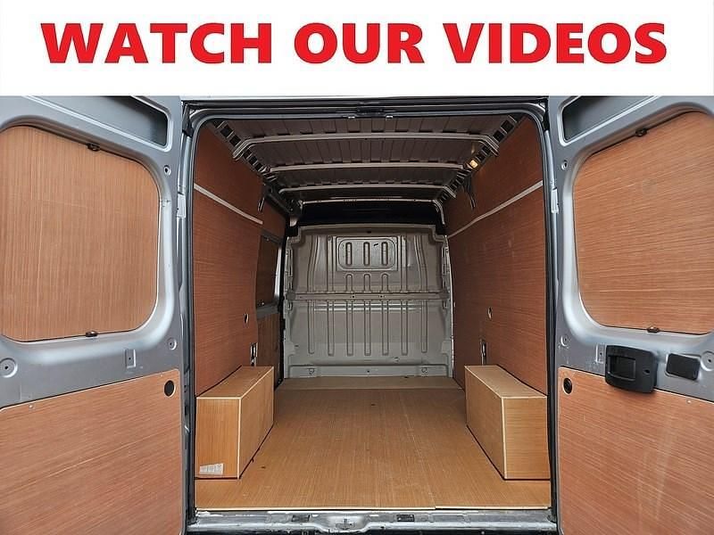 Used Citroën Relay 140 HP (102 kW) 2022 Grey Van