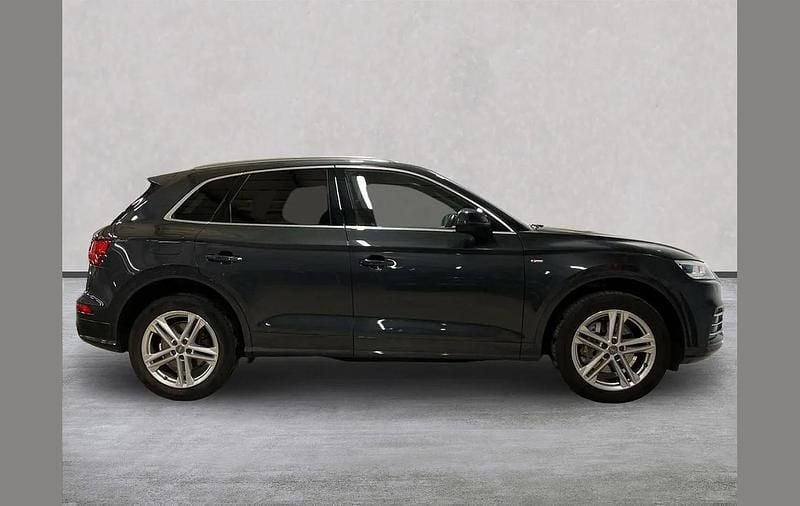 Used Audi Q5 S-Line 190 HP (139 kW) 2020 Grey SUV