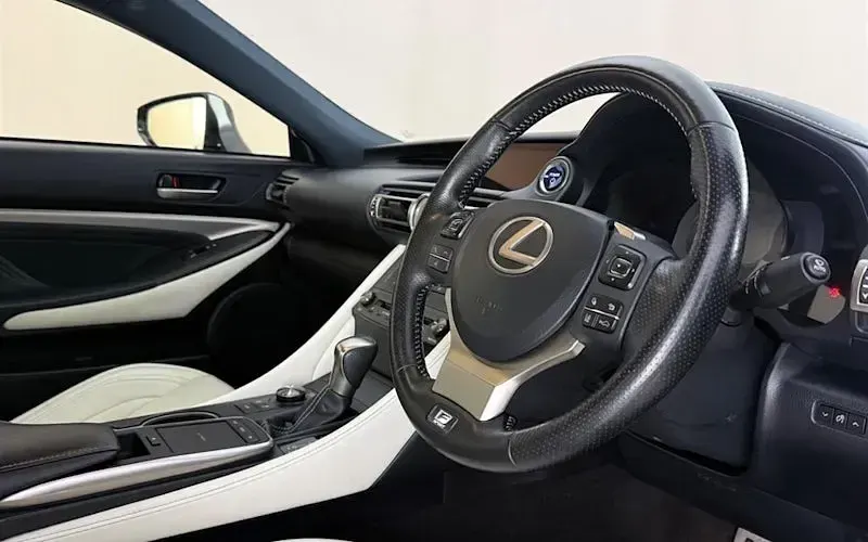 Used Lexus RC300h Sport Line 223 HP (164 kW) 2019 Silver Coupe