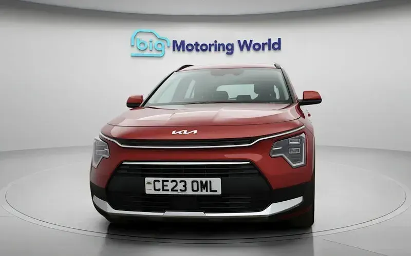 Used Kia Niro 141 HP (103 kW) 2023 Red SUV