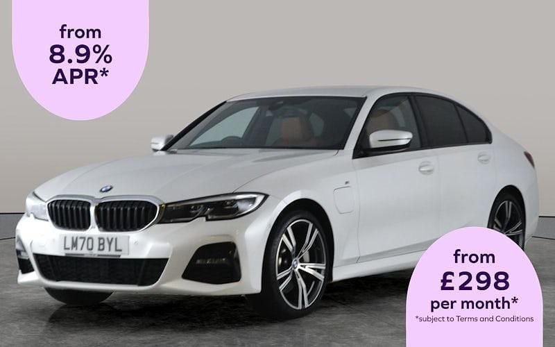 Used 2022 BMW 330e M Sport Sedan | £19,836 (Good price) - Image 1/2