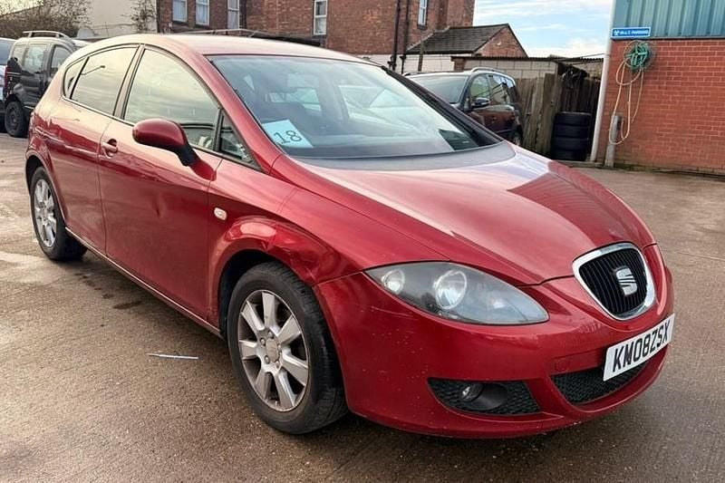 Red Used 2008 Seat Leon Stylance Hatchback | £1,050 (Expensive) - Image 1/1