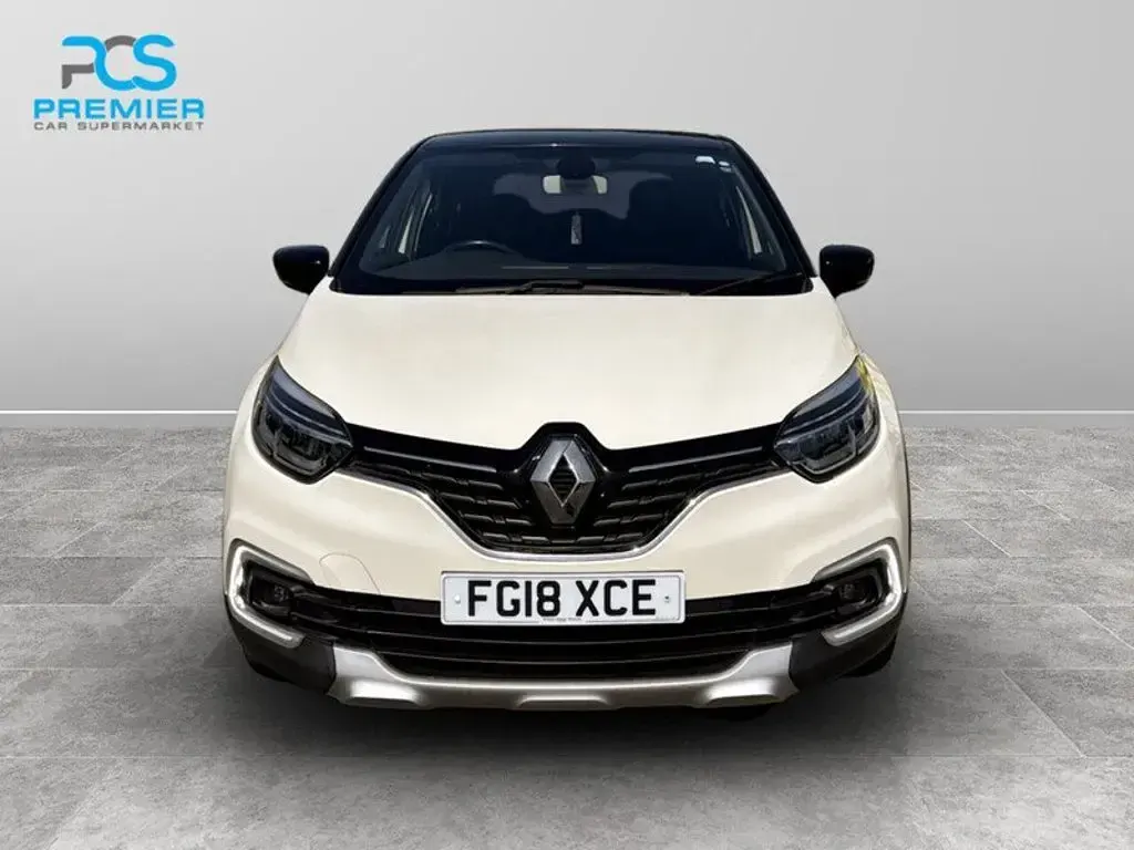 Used Renault Captur Dynamique 90 HP (66 kW) 2018 Ivory with diamond black roof SUV