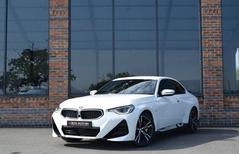 White Used 2022 BMW 230 M Sport Coupe | £27,499 (Fair price) - Image 1/4