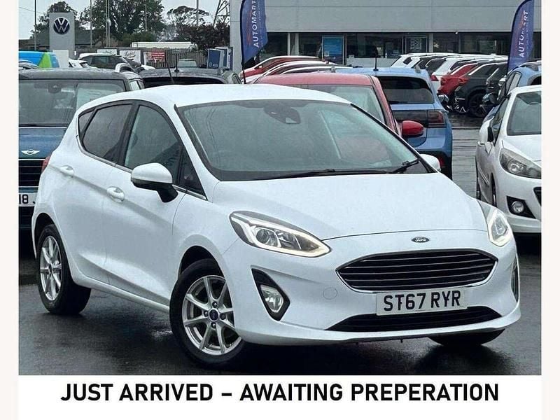 White Used 2018 Ford Fiesta Zetec Hatchback | £7,465 (Fair price) - Image 1/4