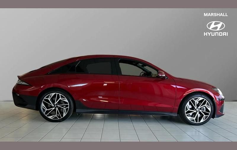 Usado Hyundai Ioniq 6 Premium 167 kW (228 HP) 2025 Vermelho Sedan