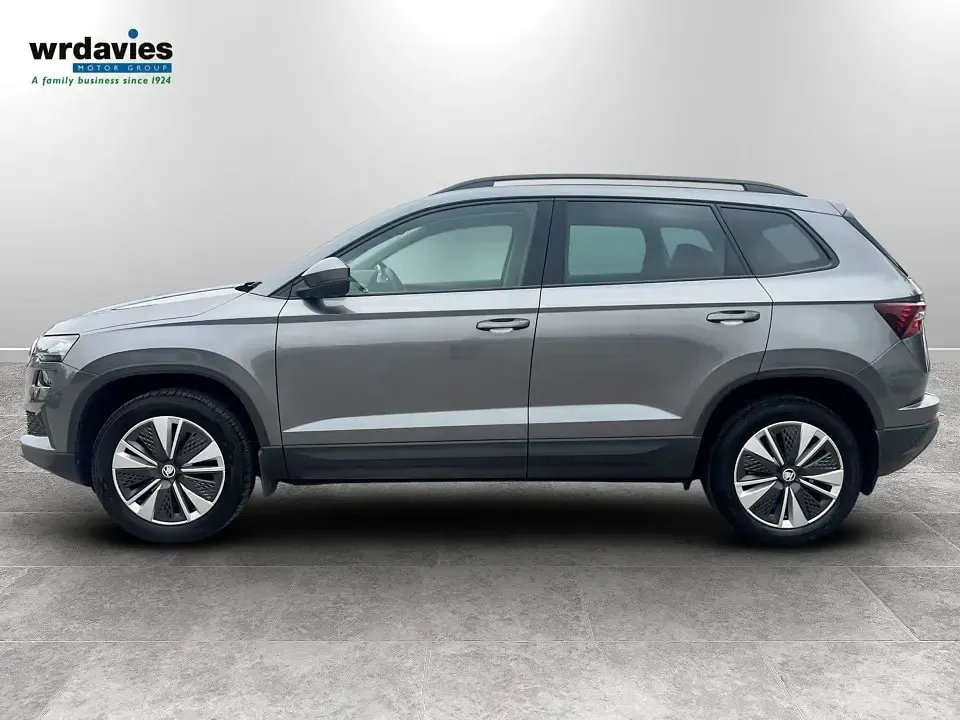 Used Skoda Karoq SE Drive 2023 Grey SUV