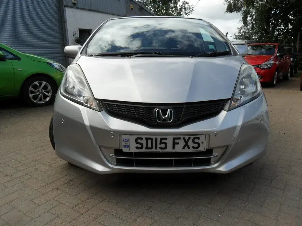 Used Honda Jazz ES 2015 Silver Hatchback