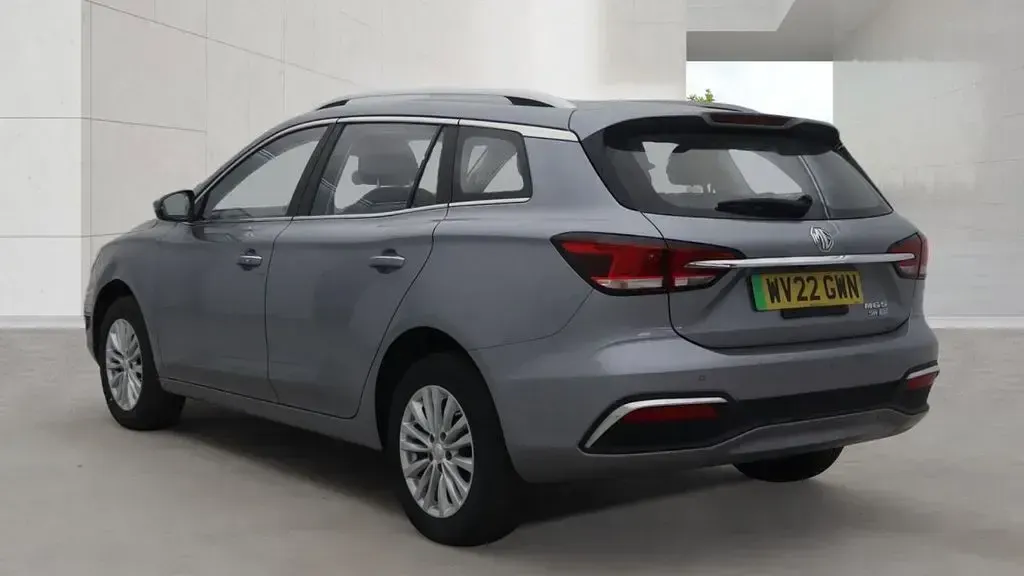 Used MG MG5 EV Exclusive 114 kW (156 HP) 2022 Silver Estate