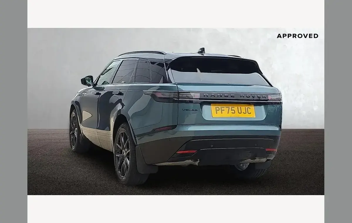 Used Land Rover Range Rover Velar SE Dynamic 300 HP (220 kW) 2026 Giola green SUV
