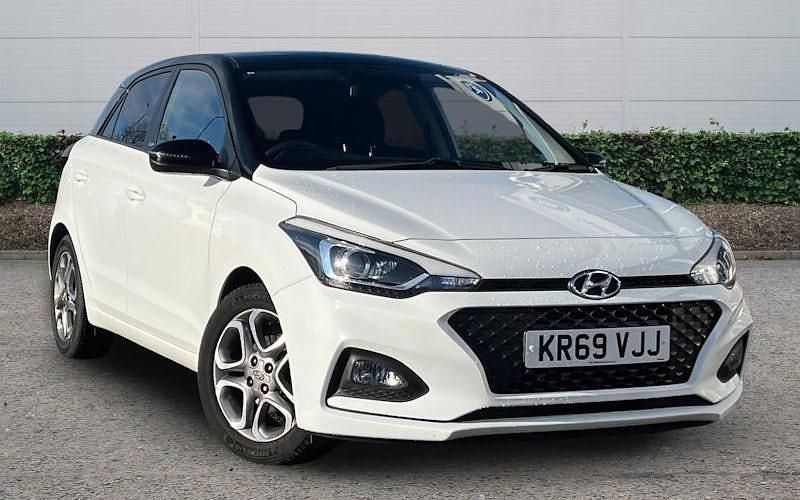 White Used 2020 Hyundai i20 Hatchback | £11,427 (Fair price) - Image 1/4