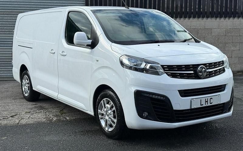 Used 2022 Vauxhall Vivaro Sportive MPV | £10,990 (Good price) - Image 1/1