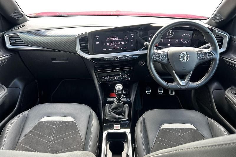 Second-hand Vauxhall Mokka Ultimate 136 CP (100 kW) 2023 Roșu SUV