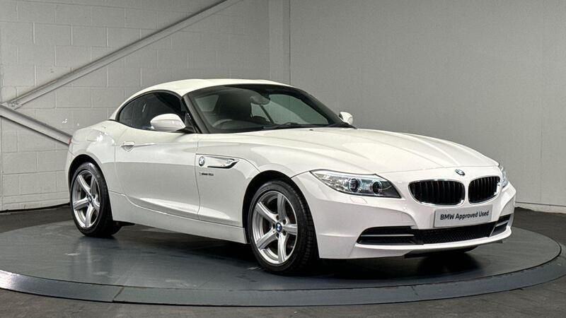 White Used 2014 BMW Z4 Cabriolet | £14,500 (Expensive) - Image 1/4