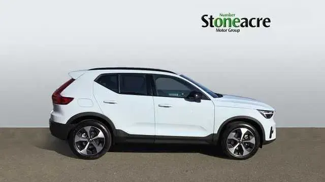 Nuevo Volvo XC40 Plus 161 CV (118 kW) 2026 SUV