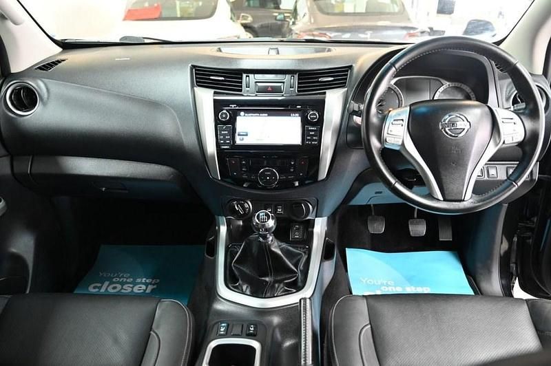 Used Nissan Navara Tekna 2017 Black Pickup