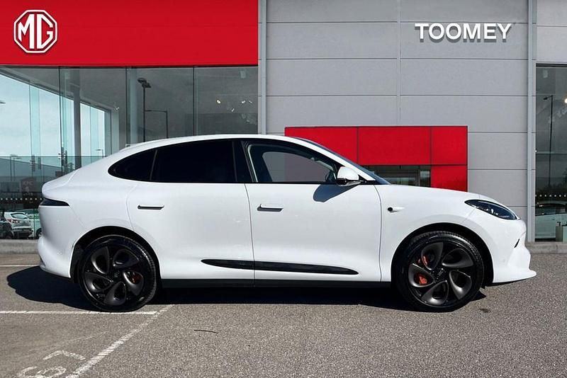 New MG IM6 572 kW (778 HP) 2025 SUV