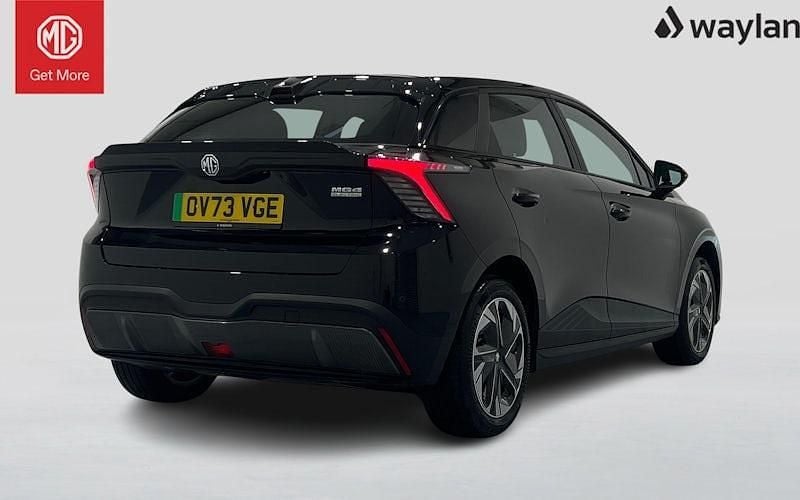 Used MG MG4 EV SE 150 kW (204 HP) 2024 Hatchback
