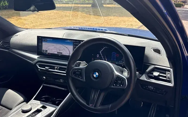 Used BMW 320 M Sport 184 HP (135 kW) 2024 Blue Sedan