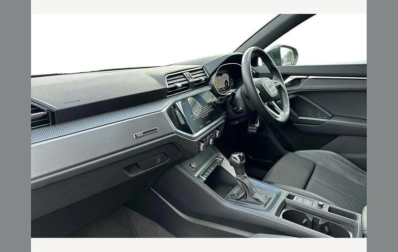 Used Audi Q3 S-Line 150 HP (110 kW) 2023 Grey SUV