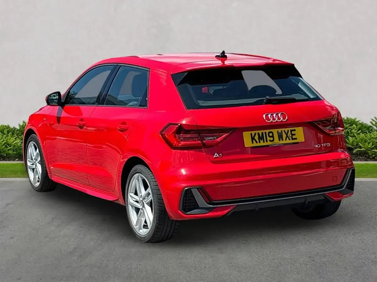 Used Audi A1 Sportback S-Line 116 HP (85 kW) 2019 Red Hatchback