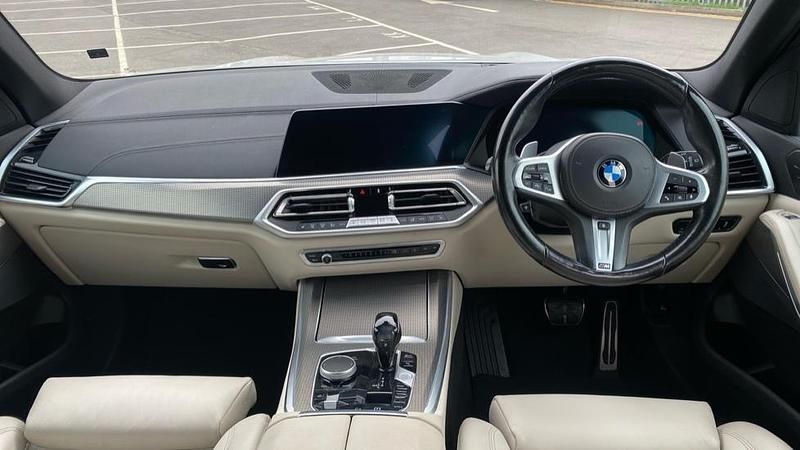 Used BMW X5 M Sport 282 HP (207 kW) 2021 White SUV