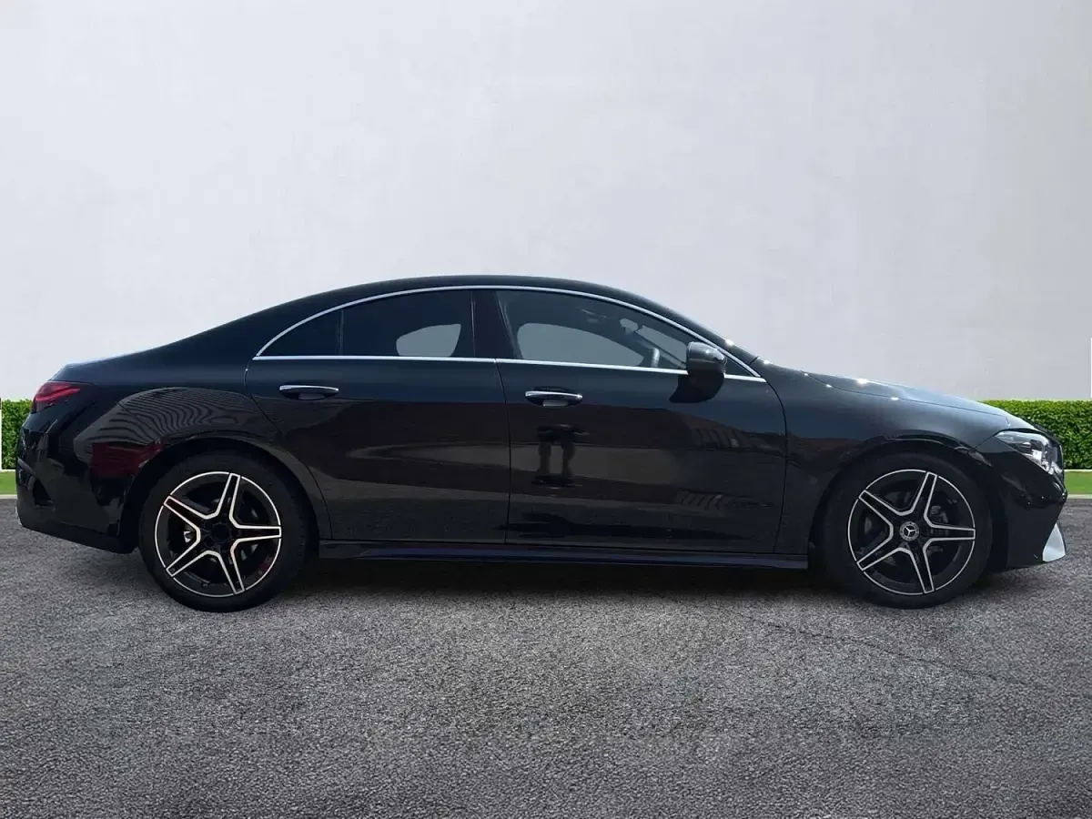 Used Mercedes CLA180 Executive 136 HP (100 kW) 2025 Black Coupe