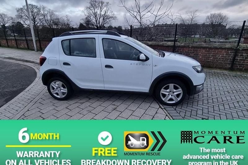 Used Dacia Sandero Lauréate 90 HP (66 kW) 2015