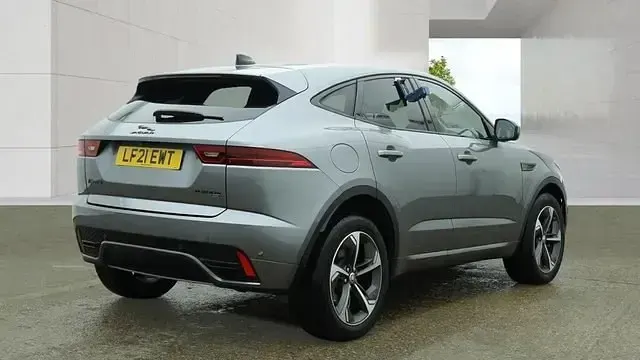 Usado Jaguar E-Pace R-Dynamic 309 HP (227 kW) 2021 Cinzento SUV