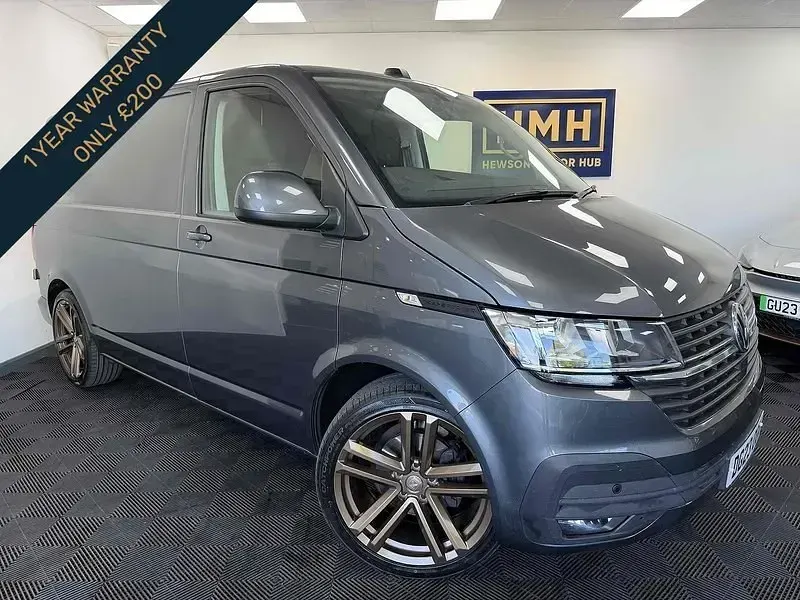 Usado VW Transporter Highline 2023 Cinzento Van